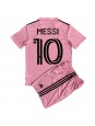 Otroški Nogometna dresi replika Inter Miami Lionel Messi #10 Domači 2023-24 Kratek rokav (+ hlače)